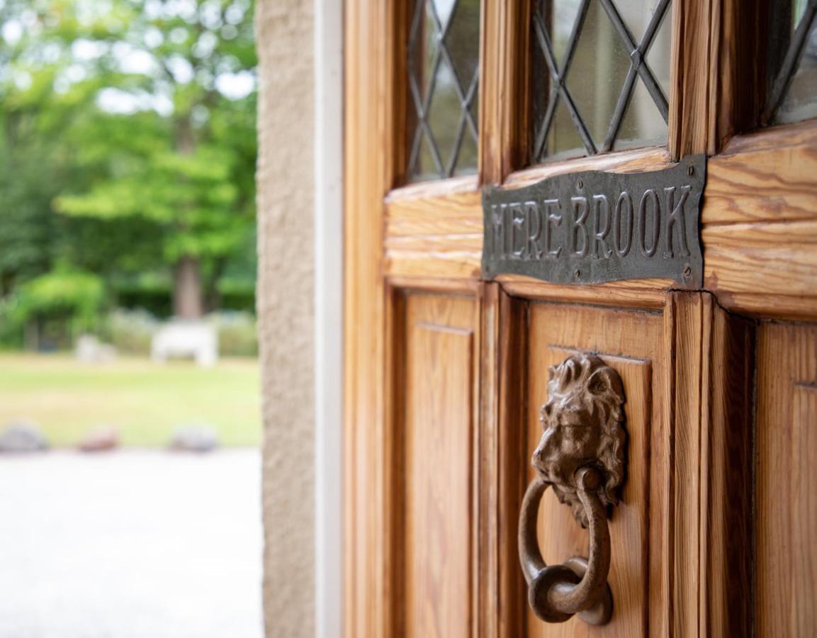 Mere Brook House Wirral Extérieur photo