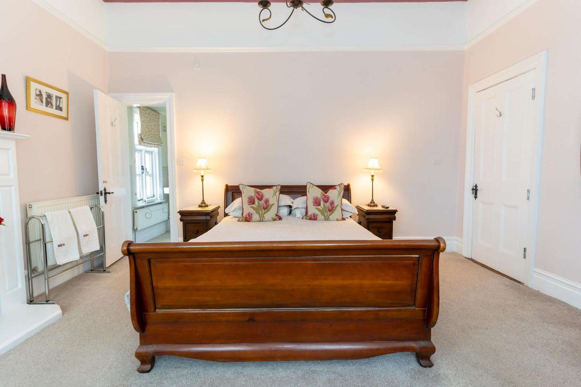 Mere Brook House Wirral Extérieur photo